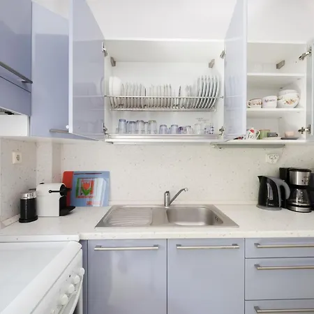 Heart Of Koukaki Flat, Near Acropolis & Filopappou *