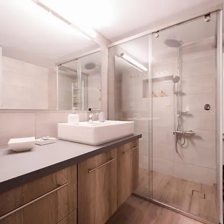 Heart Of Koukaki Flat, Near Acropolis & Filopappou *